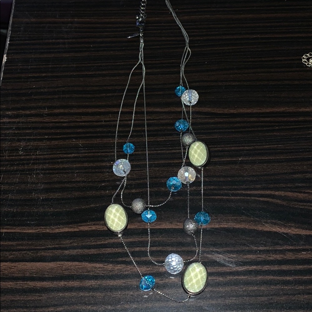 Women’s necklace